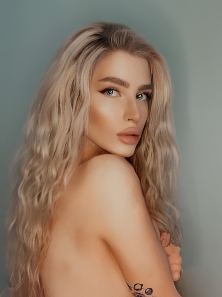 Римма привлекальеная девушка из Зеленокумска цена от 4000 руб