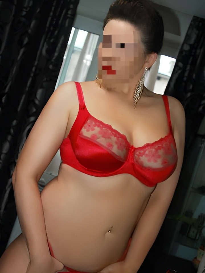 Индивидуалка Услада, доступна для личного знакомства от 5000 руб