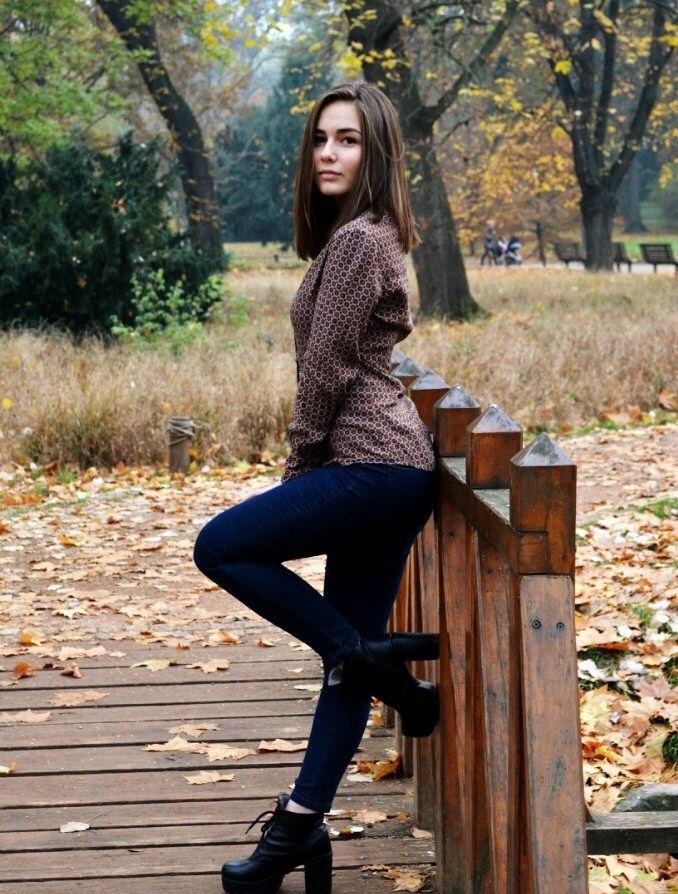 Карина привлекальеная девушка из Зеленокумска цена от 3500 руб