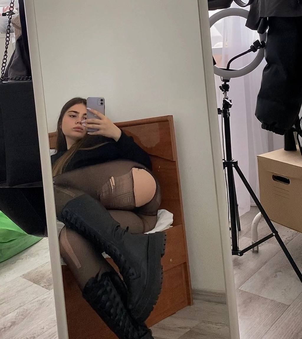 Жанна привлекальеная девушка из Зеленокумска цена от 5000 руб