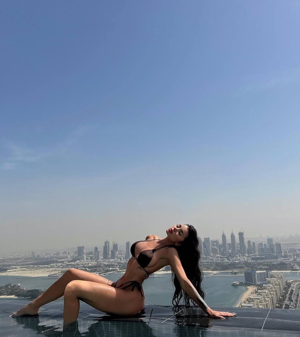 Мэри привлекальеная девушка из Зеленокумска цена от 4500 руб