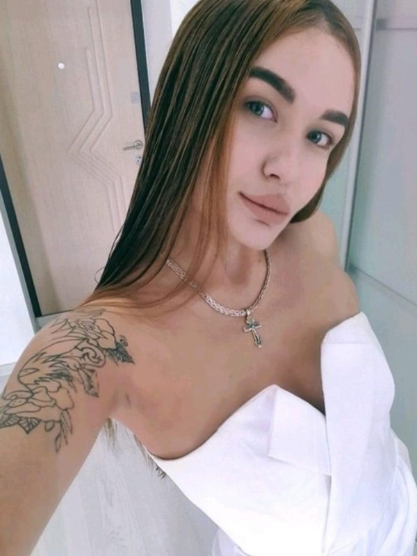 Настя привлекательная девушка из Зеленокумска цена от 3000 руб