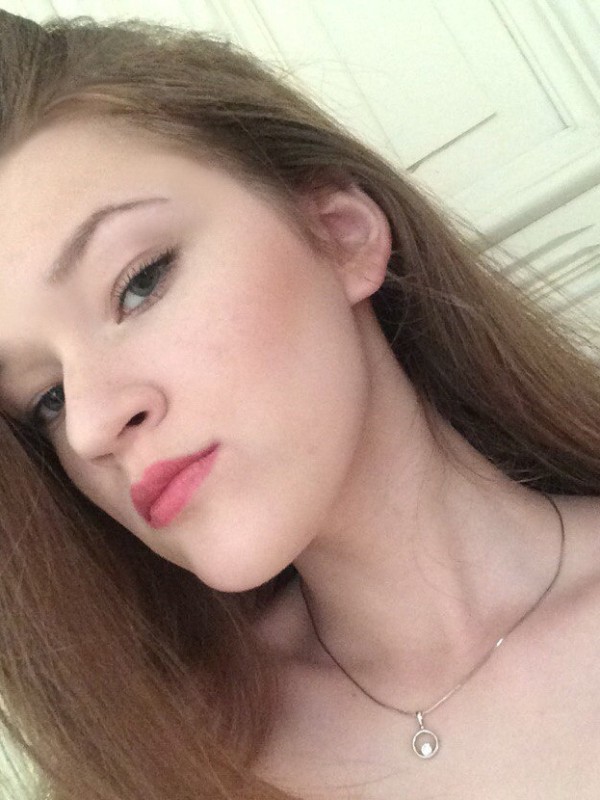 Надя привлекательная девушка из Зеленокумска цена от 3500 руб