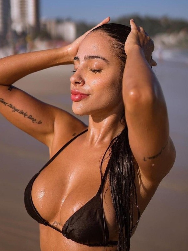 Дарья привлекательная девушка из Зеленокумска цена от 7000 руб